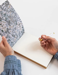 Ivory Garden Desktop Jotter