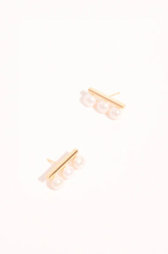 Pearl Panel Stud Earrings