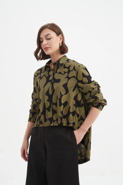 Elastic Front Hem Shirt
