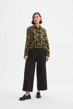 Elastic Front Hem Shirt