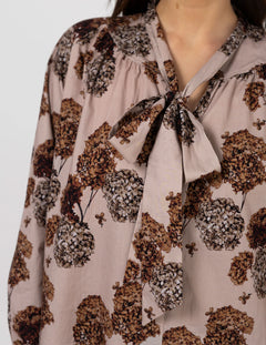 Bowie Blouse - Blush Hydrangea