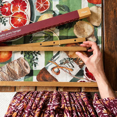 Magnetic Hanging Frame 70cm