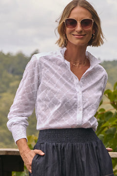 Imani Shirt White Daisy Lattice