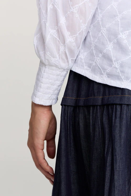 Imani Shirt White Daisy Lattice