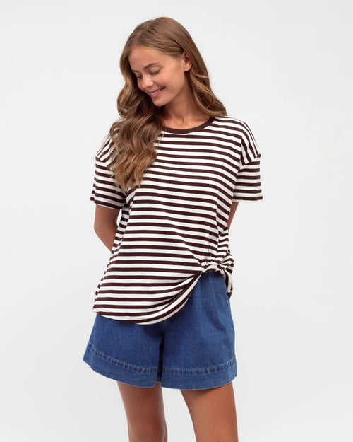 Easy Tuck Tee - Choc/Ivory