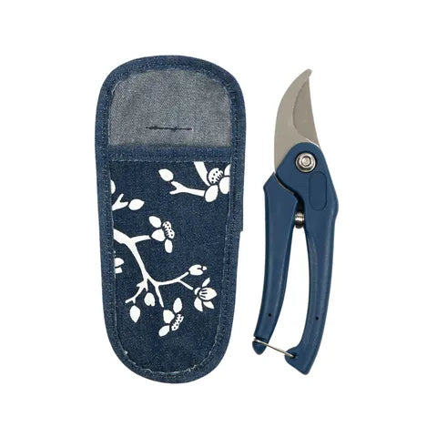 Blossy Pruner with pouch