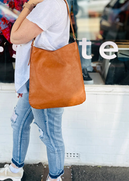 Portland Shoulder Bag - Tan