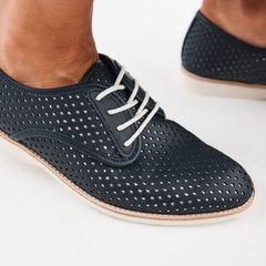 Derby Punch Navy/Silver Overlay