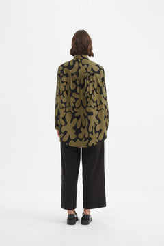 Elastic Front Hem Shirt