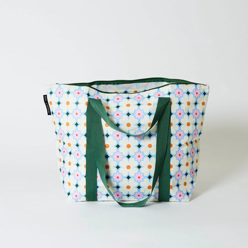 Zip Medium Tote - Spring