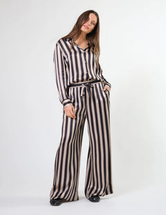 Tilda Shirt - Liquorice