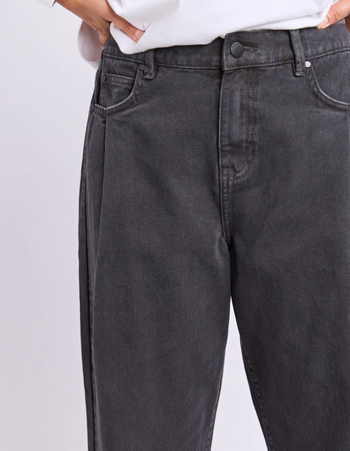 Zaria Pleat Jeans - Washed Black